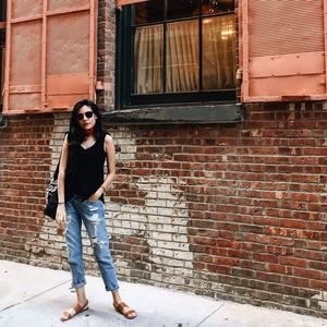 Meet your Posher, Amara